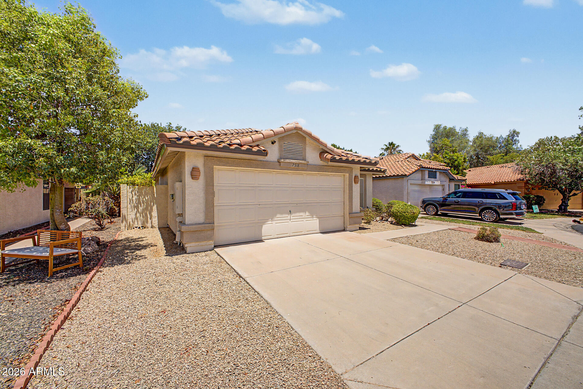 7518 W KERRY Lane