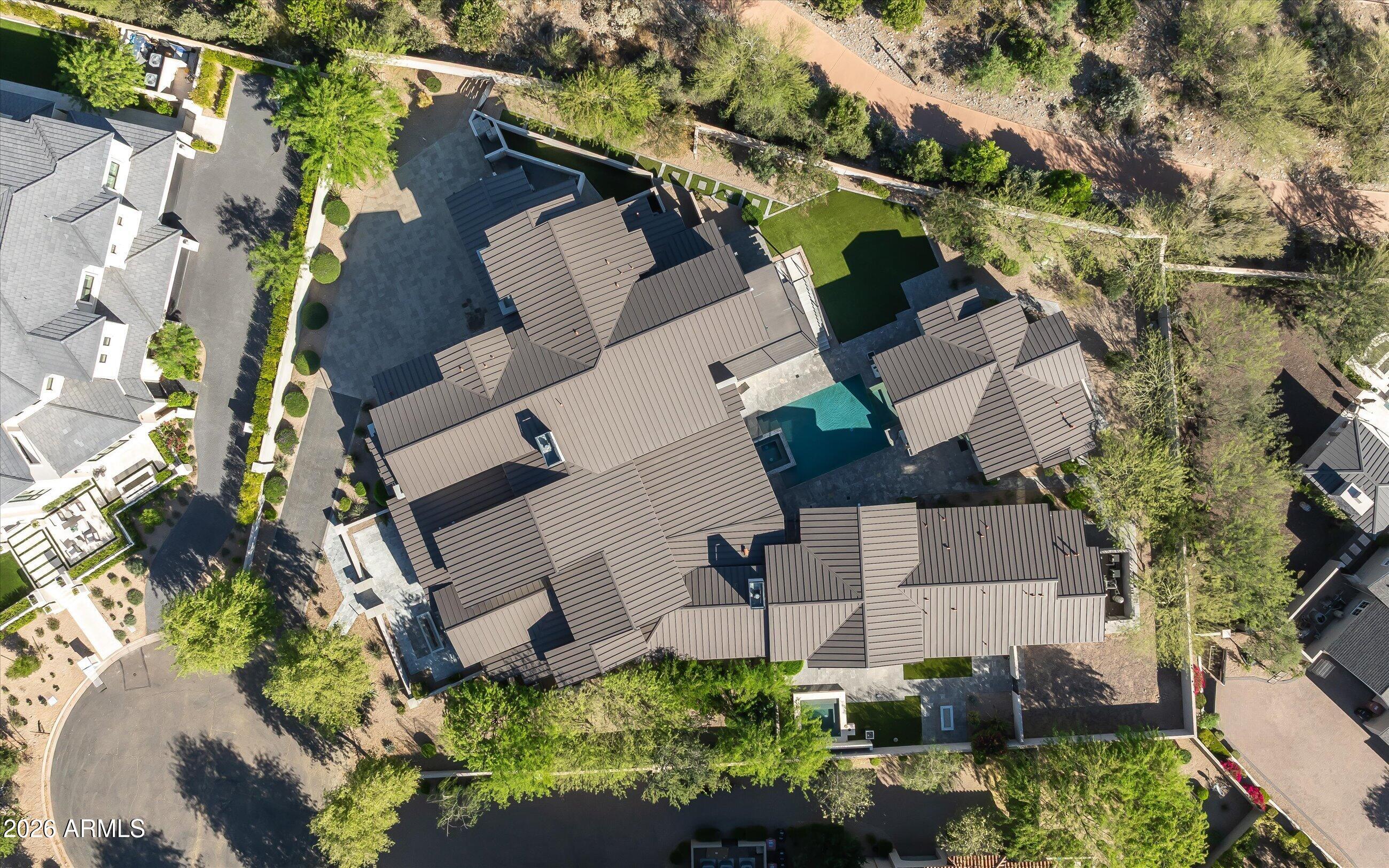 9979 E TOMS THUMB --