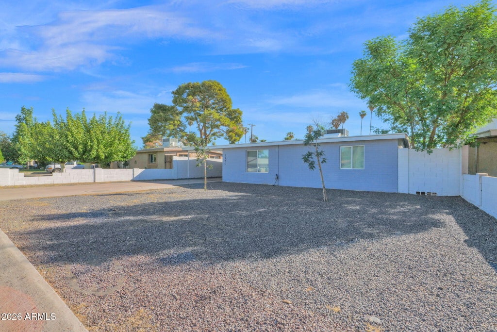 Photo of 2325 N 30th Street, Phoenix, AZ 85008 (MLS # 7095259)