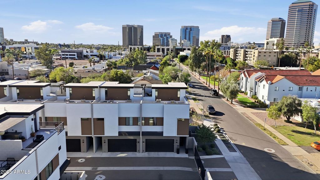 Photo of 377 E Windsor Avenue #1, Phoenix, AZ 85004 (MLS # 6969960)