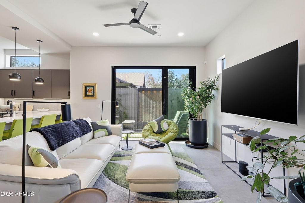 Photo of 377 E Windsor Avenue #1, Phoenix, AZ 85004 (MLS # 6969960)