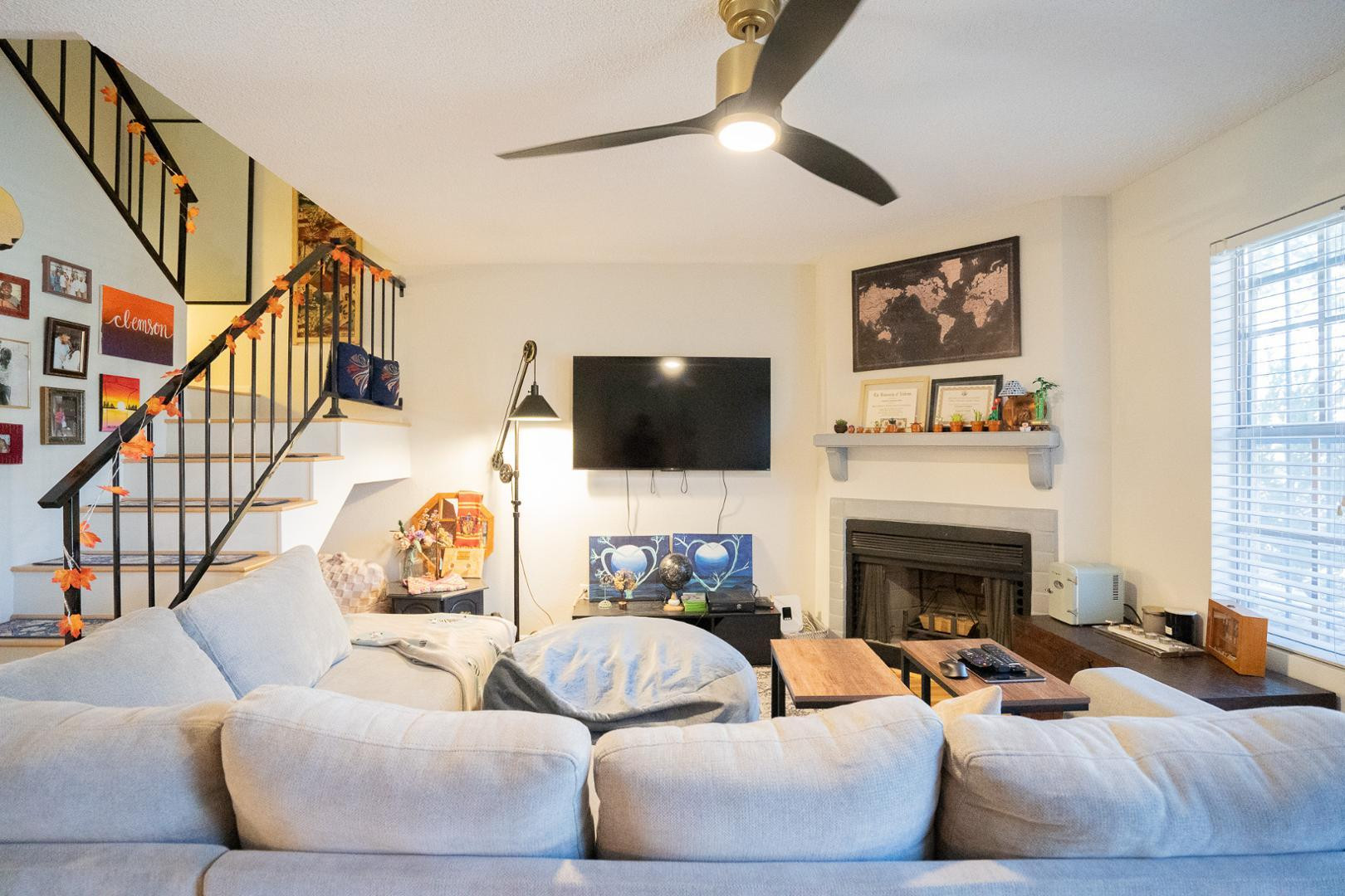 8111 W WACKER Road 70