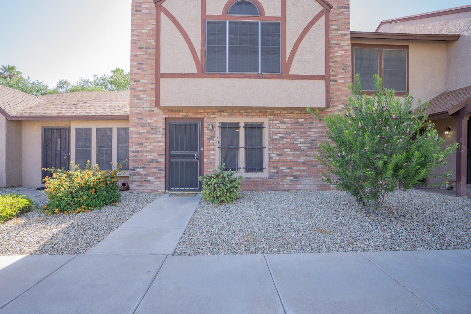 8111 W WACKER Road 70