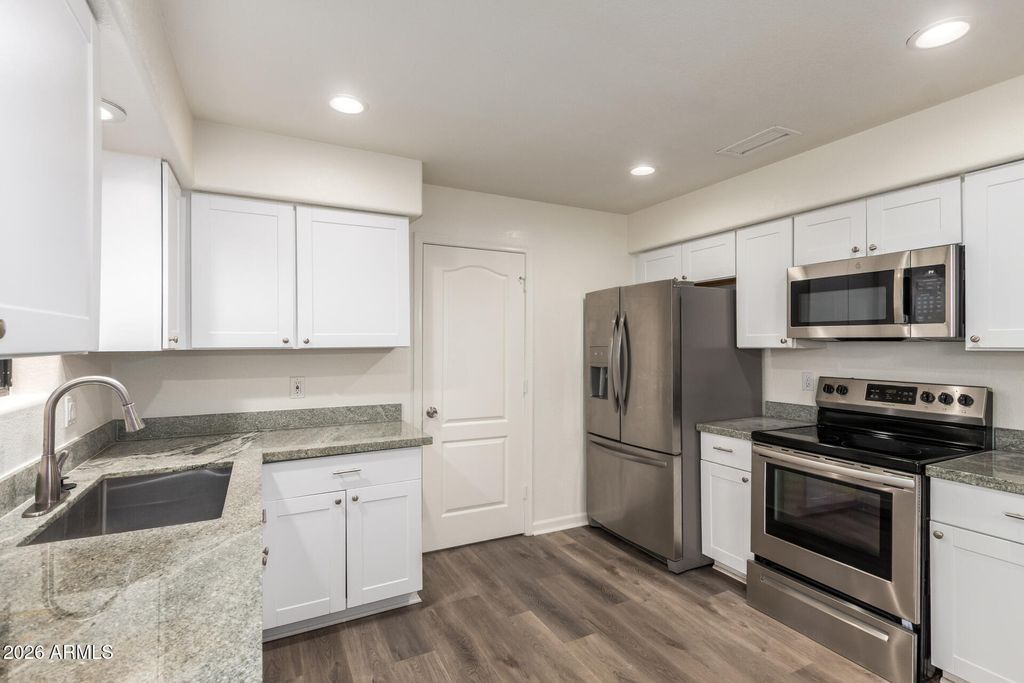 Photo of 335 S Stardust Lane, Apache Junction, AZ 85120 (MLS # 6974179)