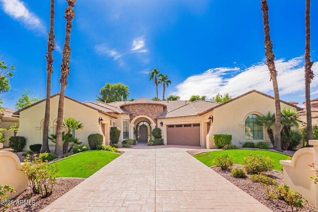Photo of 2069 E Cedar Place, Chandler, AZ 85249 (MLS # 6934372)