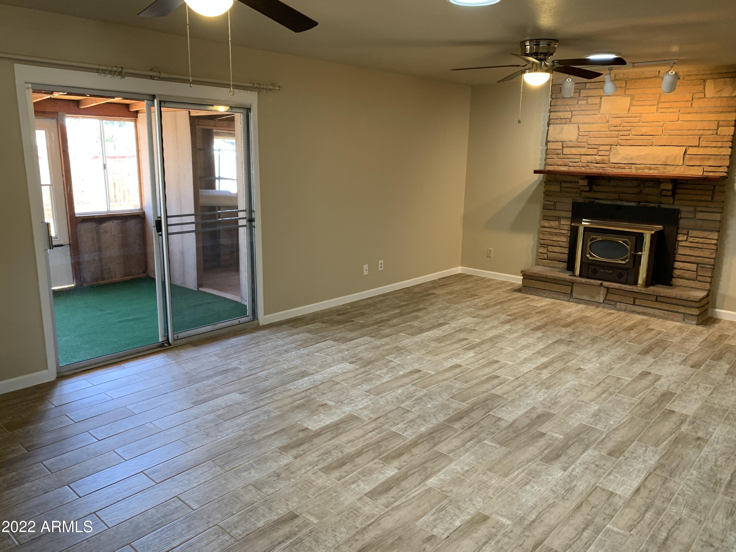 VISTA VILLAGE UNIT 3 - Residential