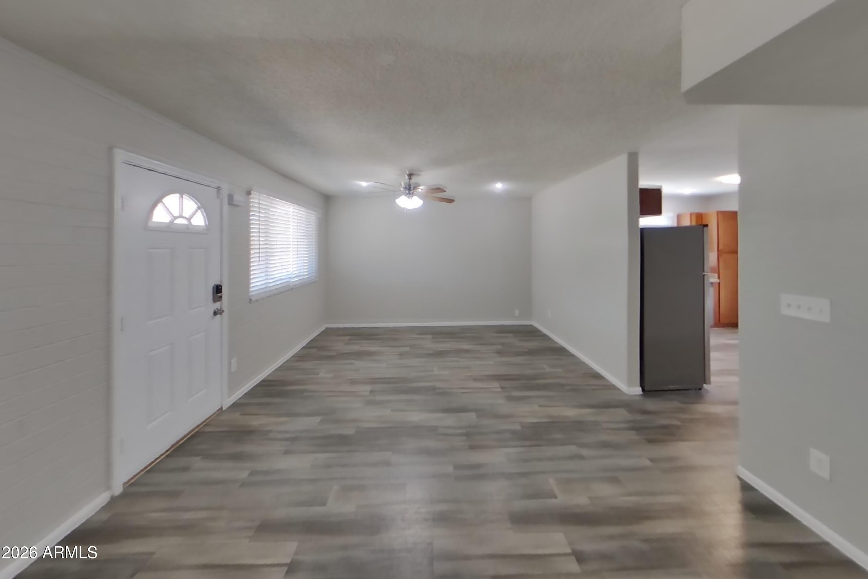 4241 N 73RD Lane