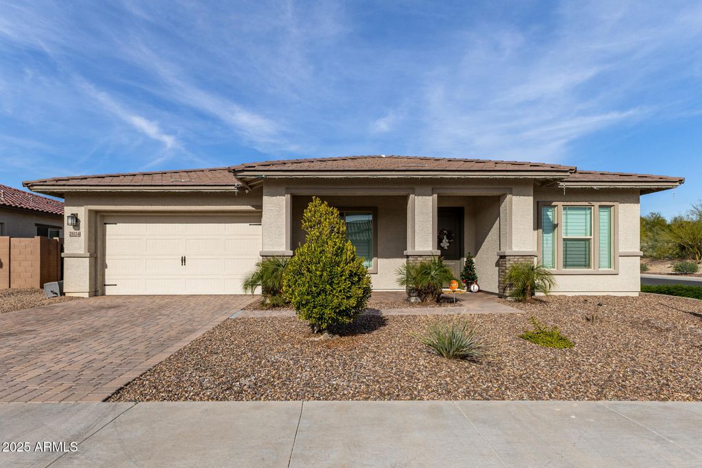 Photo of 21124 W Windsor Avenue, Buckeye, AZ 85396 (MLS # 6960189)