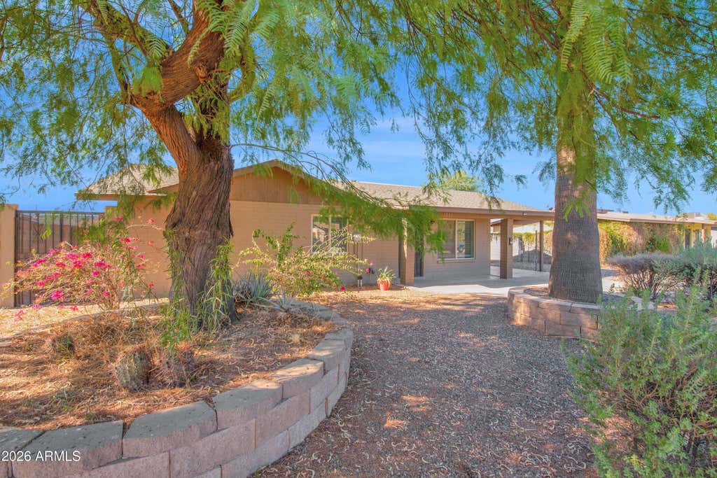 Photo of 1223 E Valerie Drive, Tempe, AZ 85288 (MLS # 7071046)
