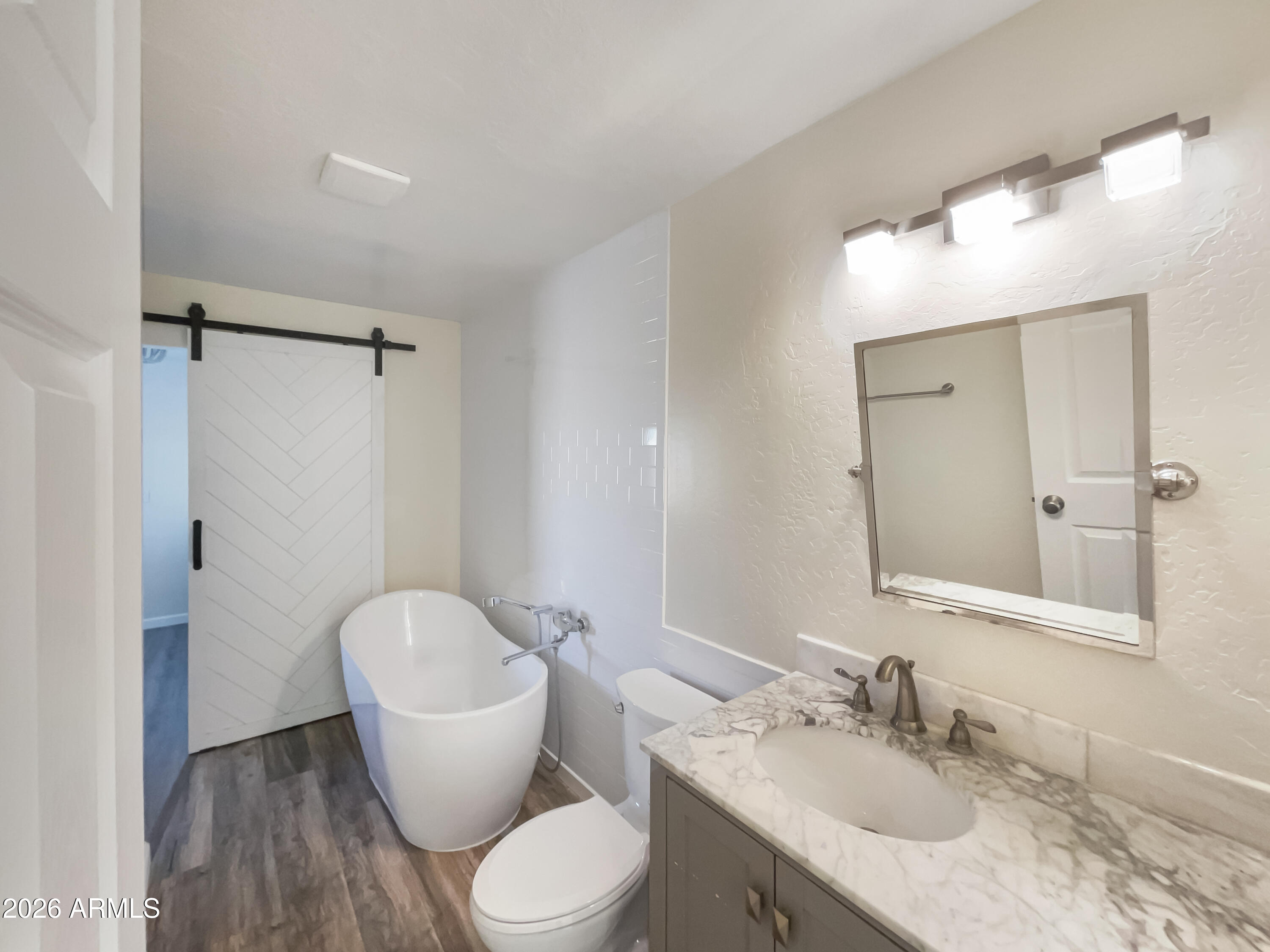 7626 E CATALINA Drive