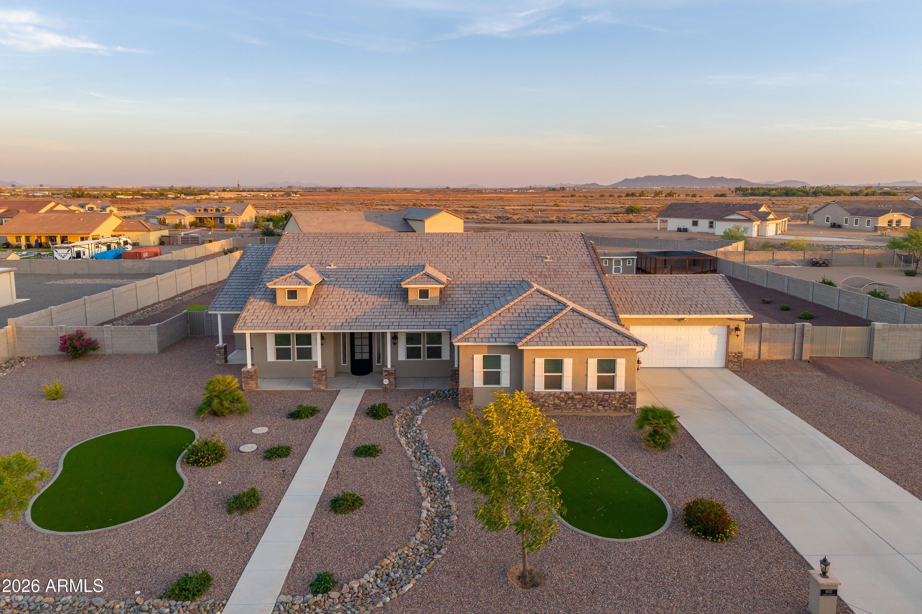9037 W GARNET MOUNTAIN Drive
