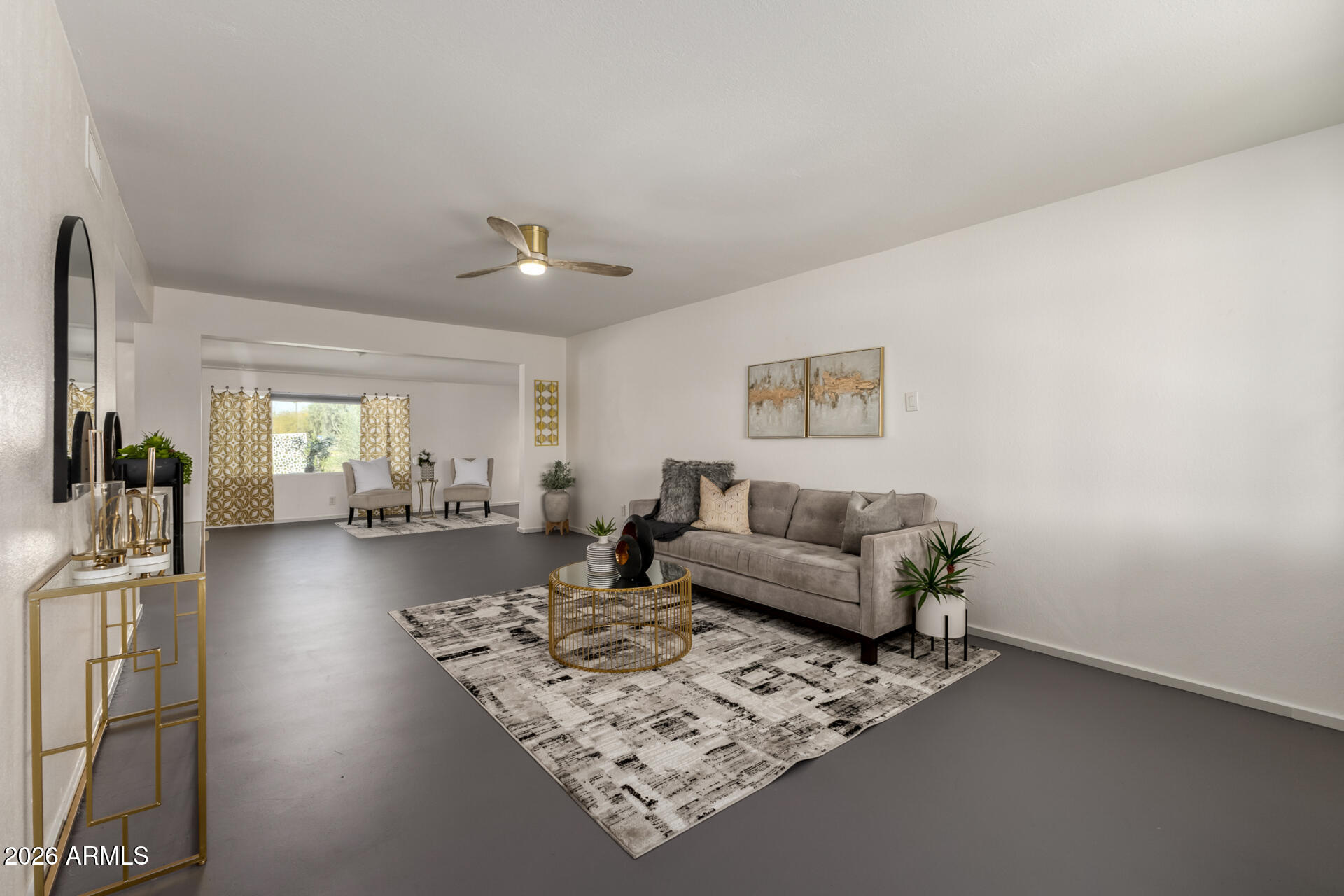 836 S SARANAC Avenue