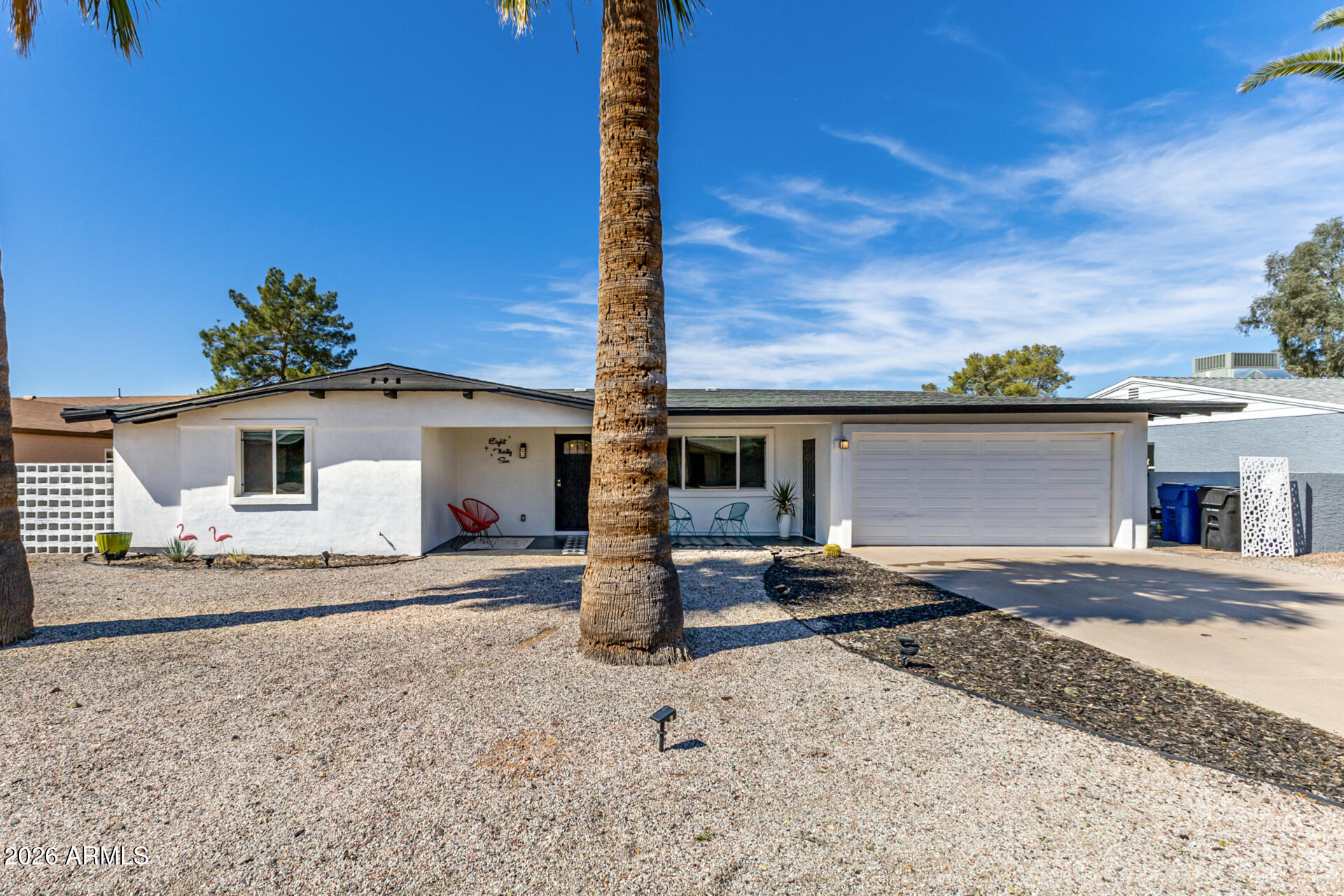 836 S SARANAC Avenue