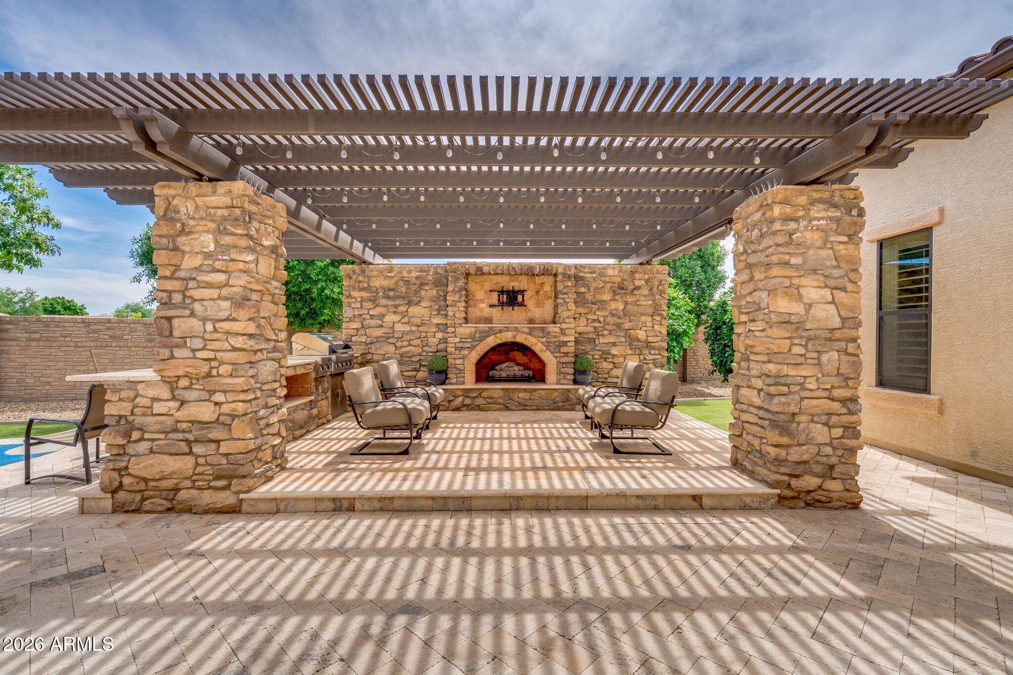 Gilbert, Arizona, 85296, United States, 5 Bedrooms Bedrooms, ,5 BathroomsBathrooms,Residential,Active,2033982