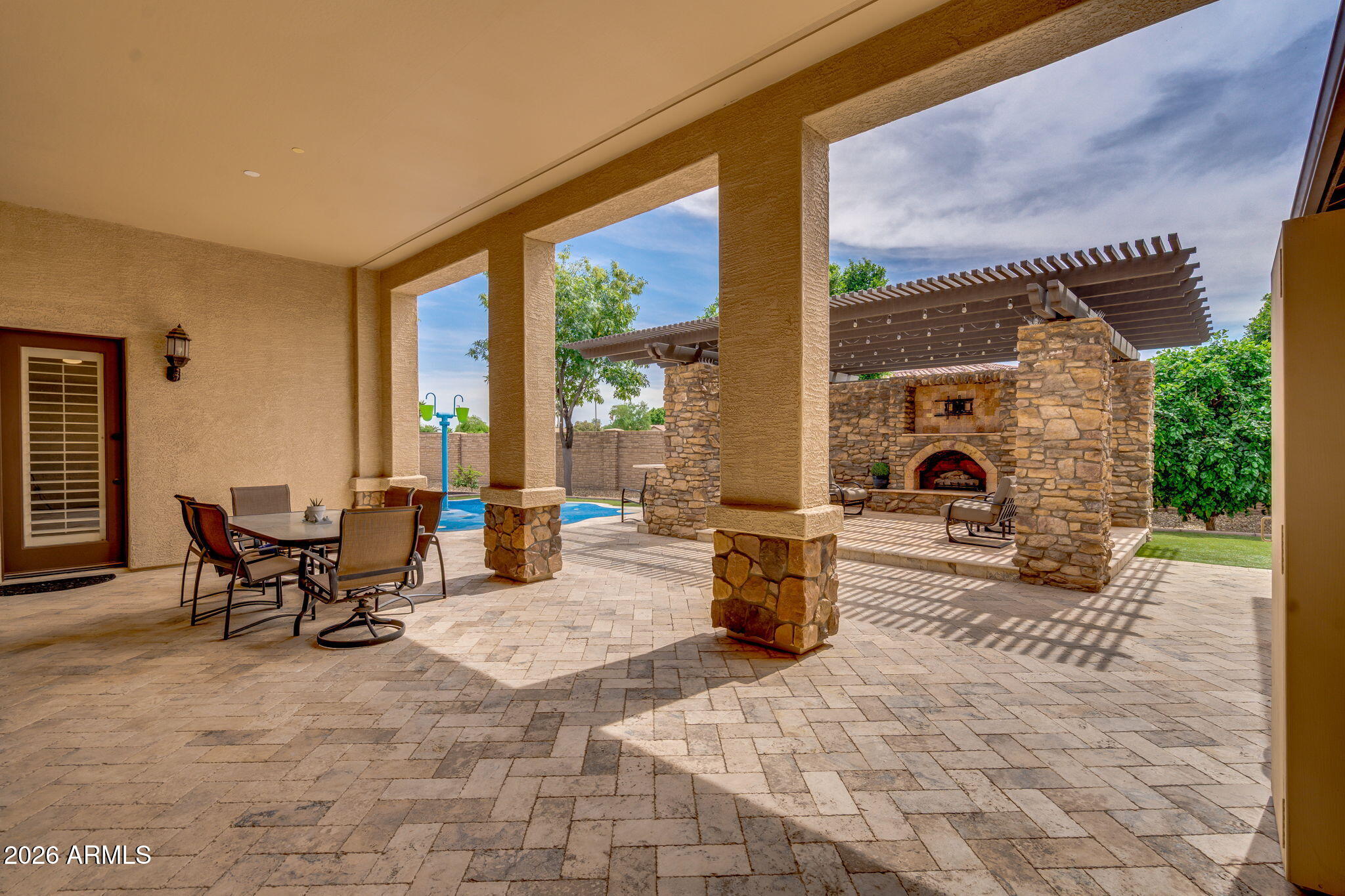 Gilbert, Arizona, 85296, United States, 5 Bedrooms Bedrooms, ,5 BathroomsBathrooms,Residential,Active,2033982