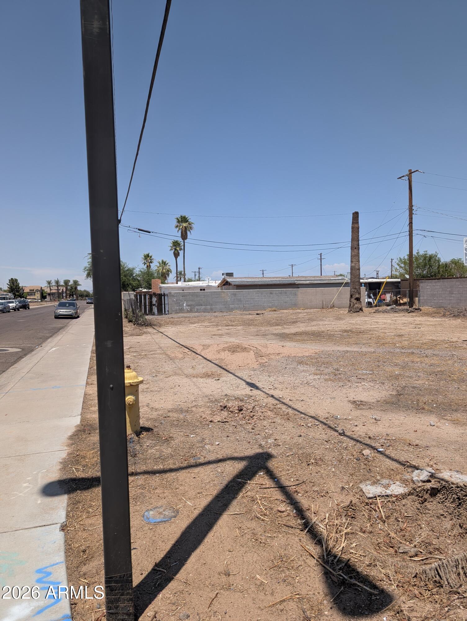 2202 E NANCY Lane 61