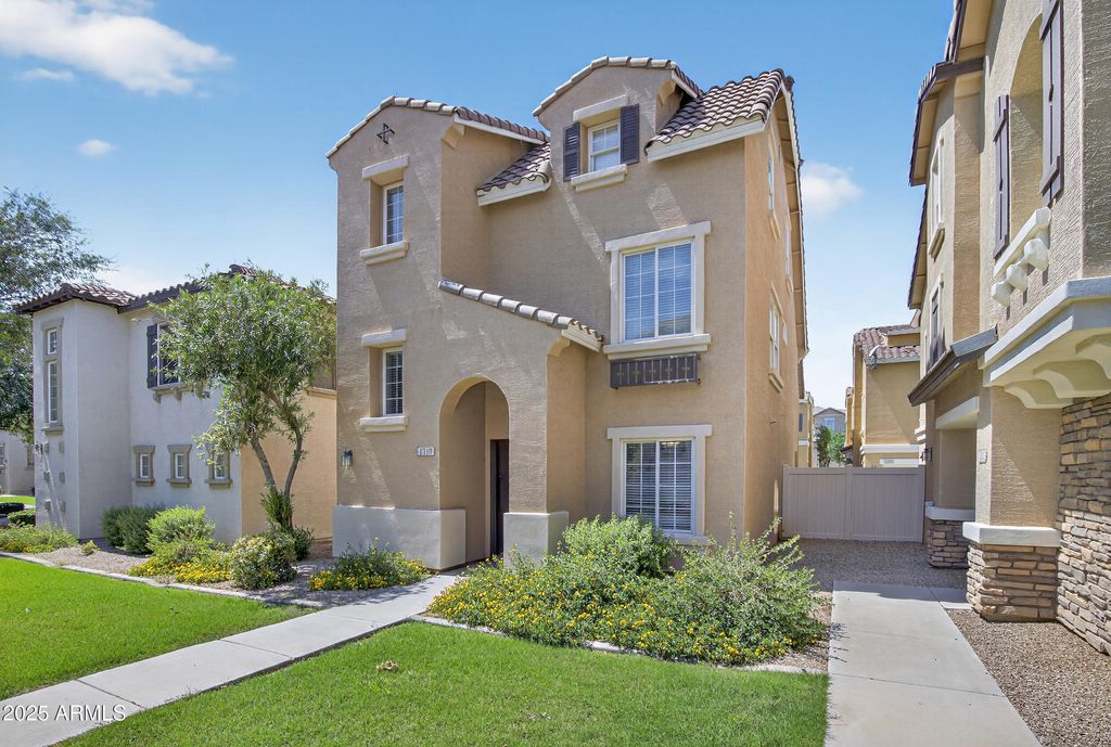 Photo of 4310 E Jasper Drive, Gilbert, AZ 85296 (MLS # 6914820)