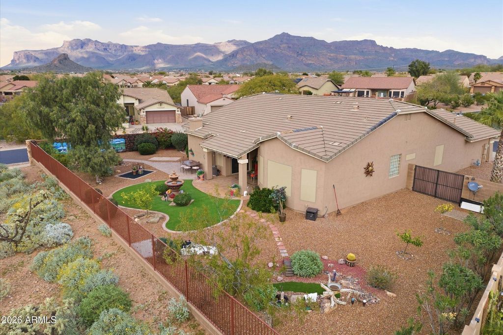Photo of 8348 S Lucky Seven Court, Gold Canyon, AZ 85118 (MLS # 6968104)
