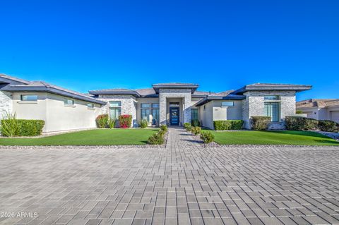 2896 E ARROWHEAD Trail Gilbert AZ 85297