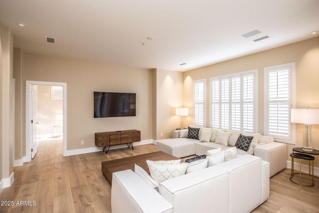 Photo of 7445 E Eagle Crest Drive #1068, Mesa, AZ 85207 (MLS # 6999729)