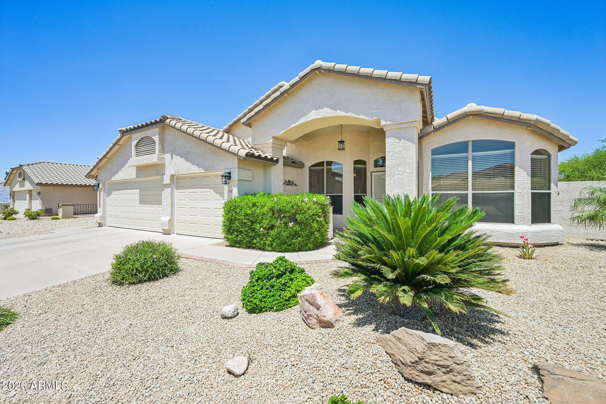 12740 W CAMBRIDGE Avenue
