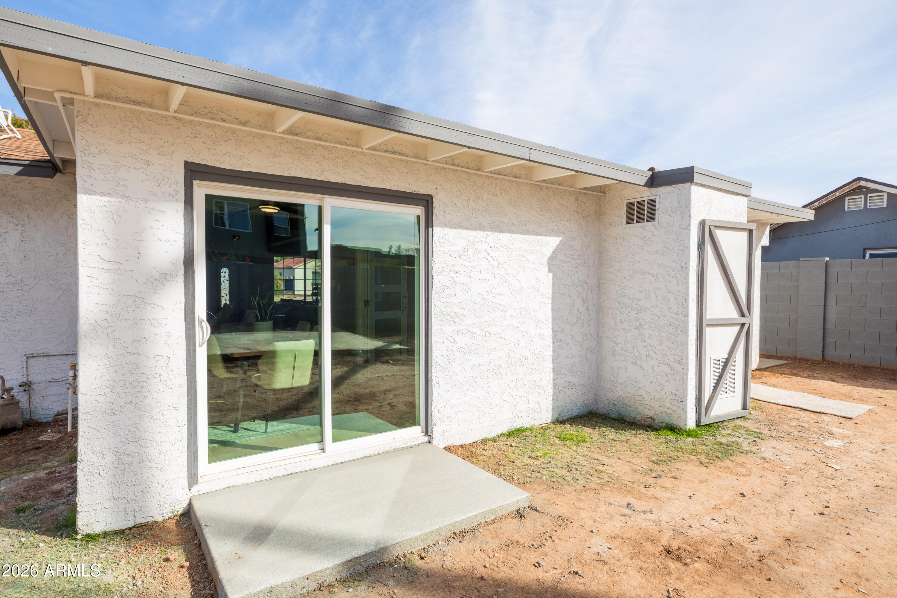 1847 E PINCHOT Avenue