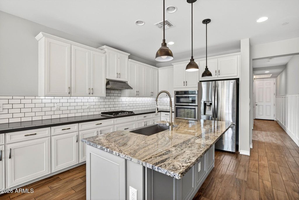 Photo of 12124 W Peak View Road, Peoria, AZ 85383 (MLS # 7012805)