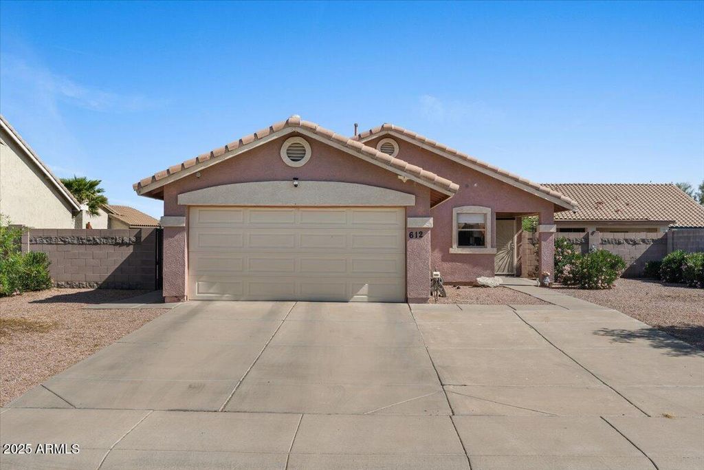 Photo of 612 E Racine Place, Casa Grande, AZ 85122 (MLS # 6861857)