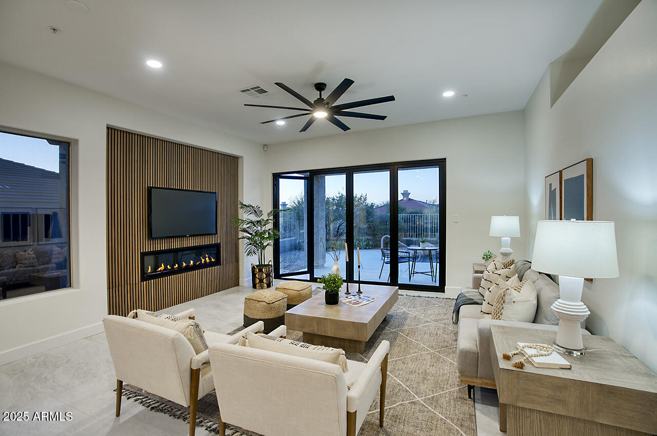 11566 E CHRISTMAS CHOLLA Drive