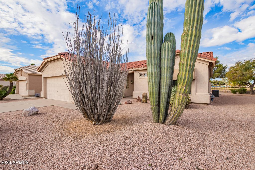 Photo of 6596 S Tamarron Way, Chandler, AZ 85249 (MLS # 6973968)