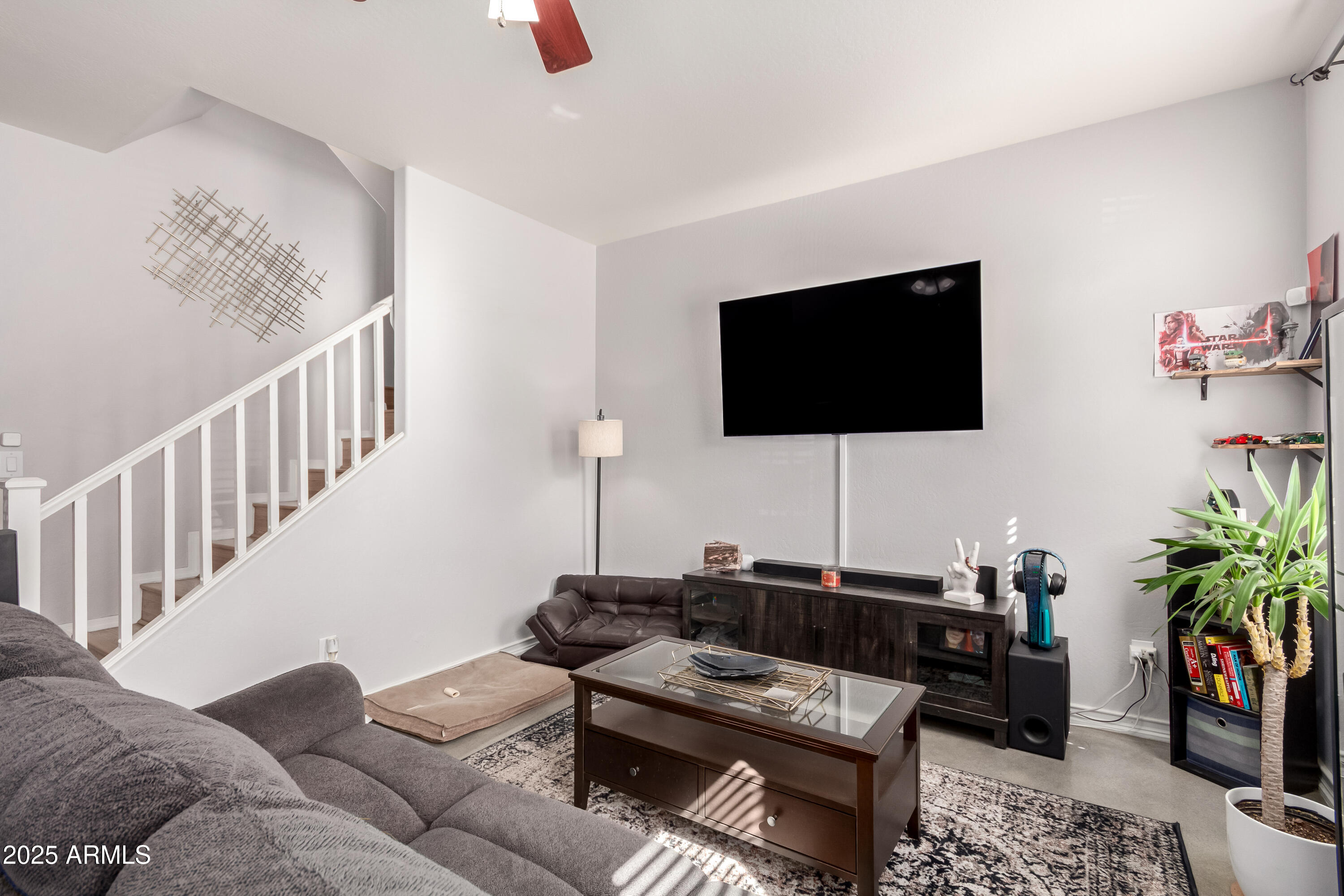 7834 W ALVARADO Street