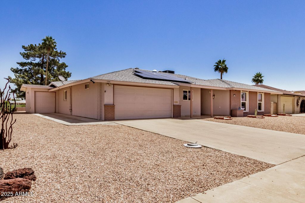 Photo of 10330 W Cameo Drive, Sun City, AZ 85351 (MLS # 6863257)