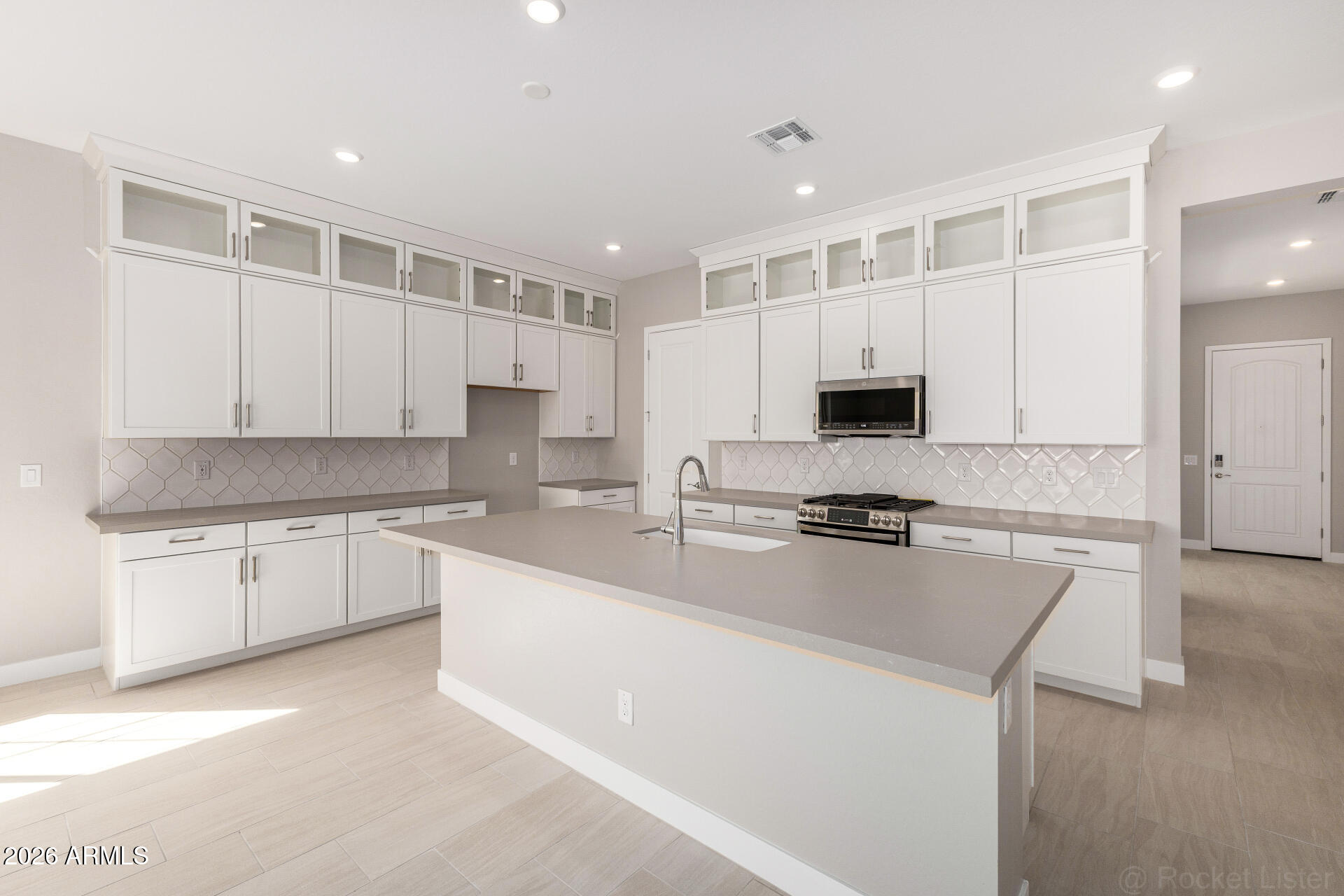 43457 N WOLLEMI Street