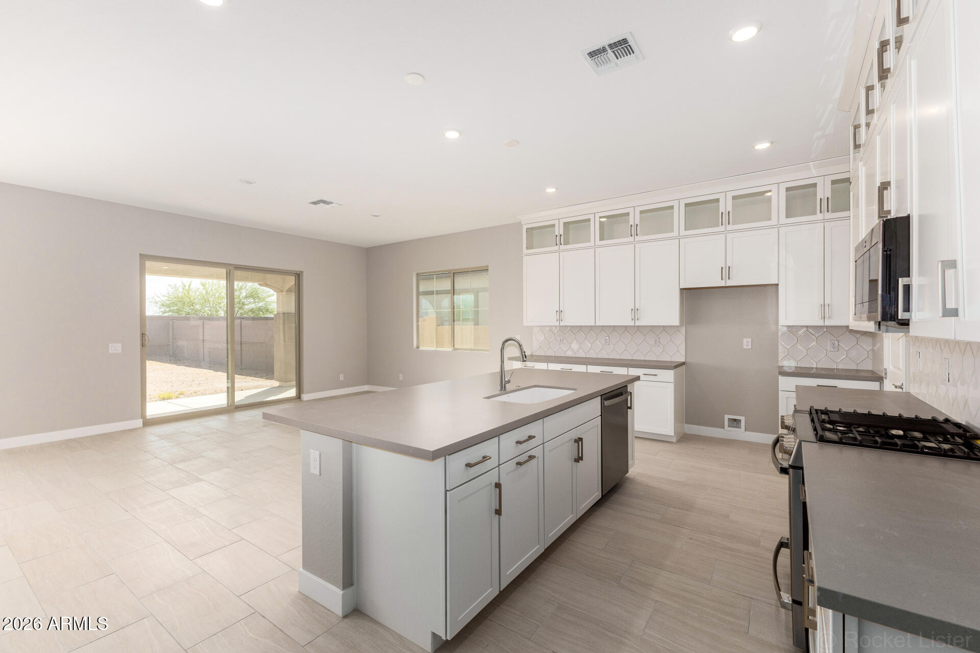 43457 N WOLLEMI Street