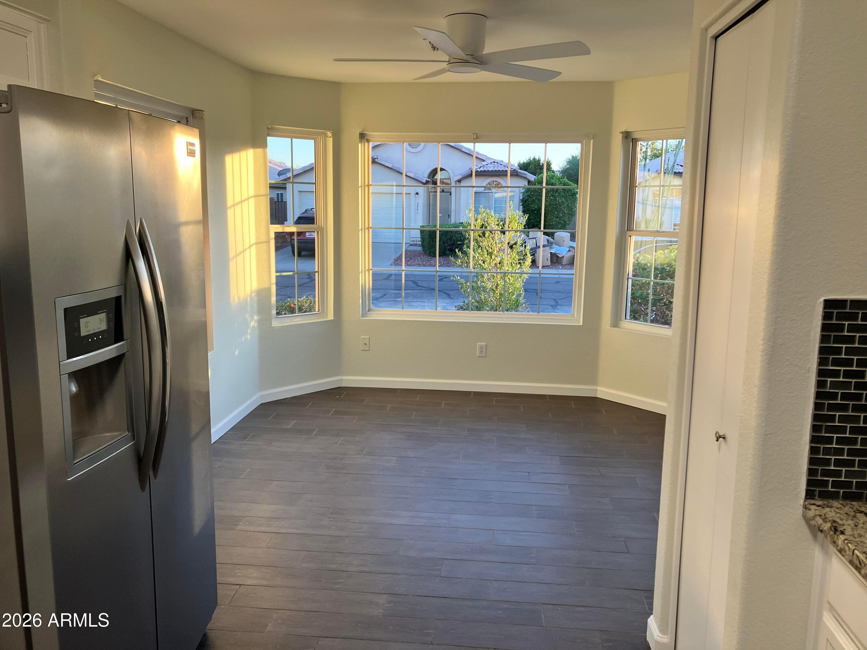 2240 E Aire Libre Avenue