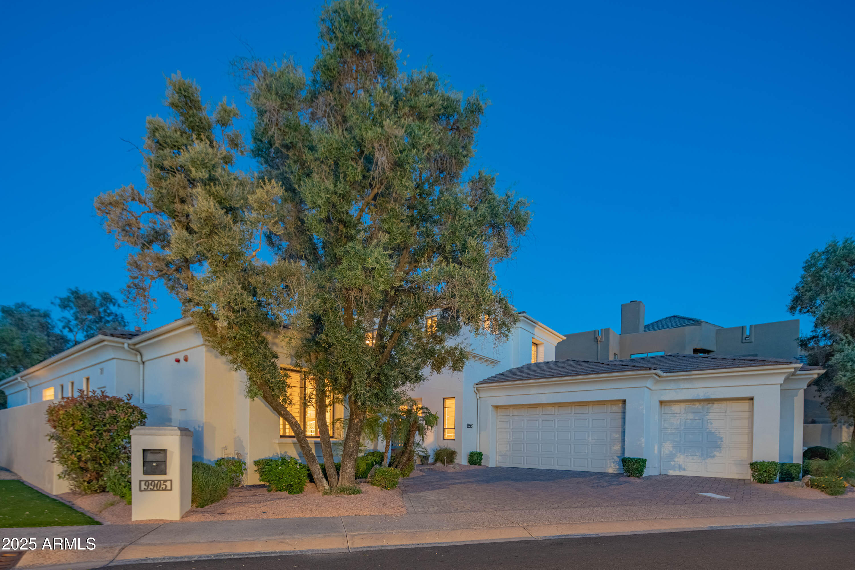 9905 N 78TH Place