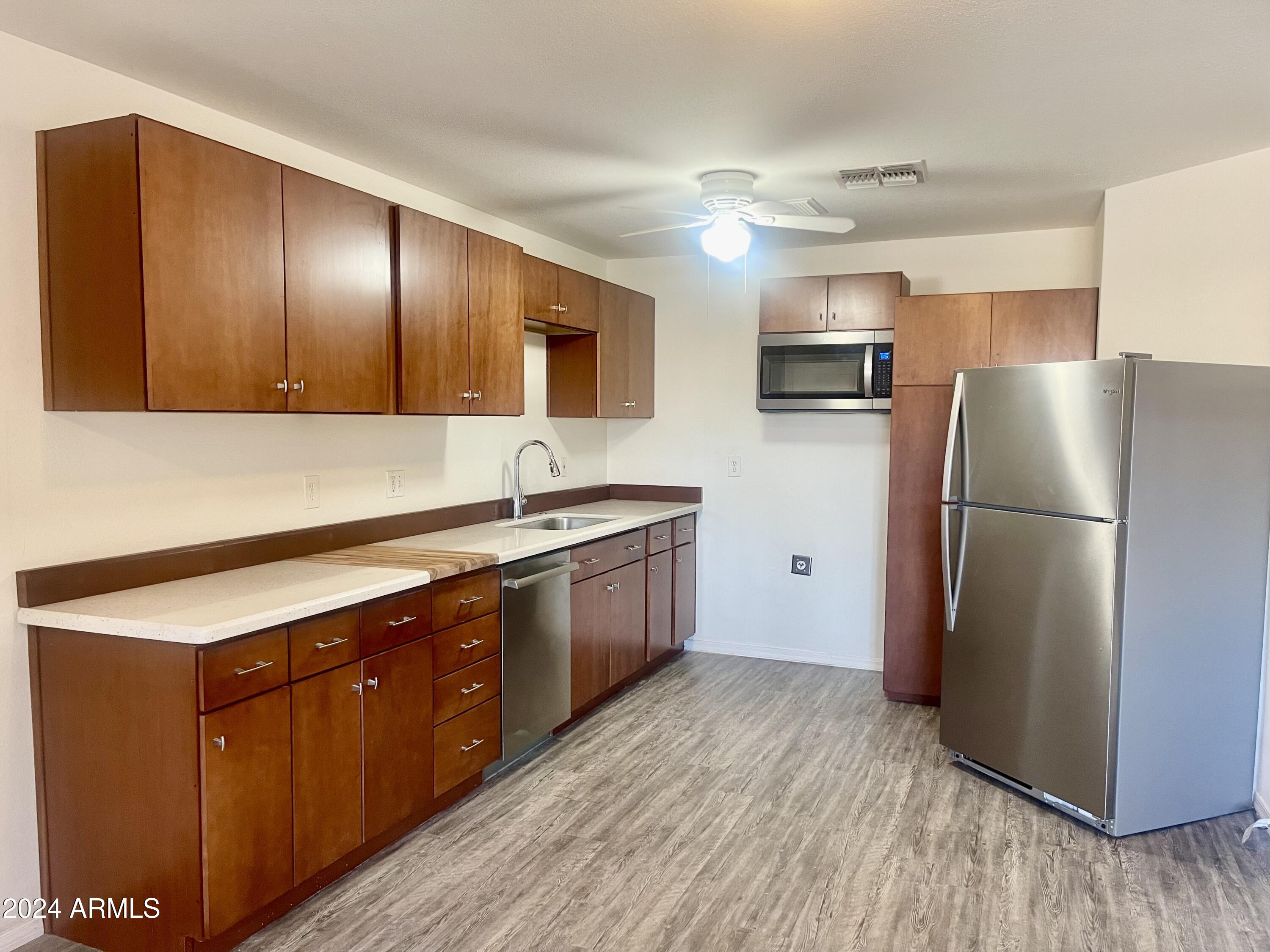 9609 N 13TH Street Unit 1