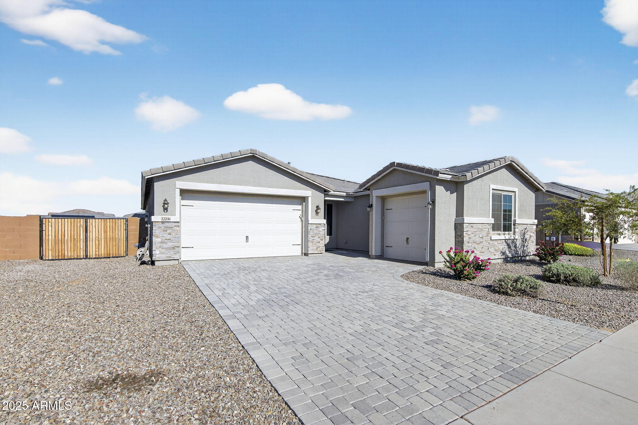 22206 N DANIEL Drive