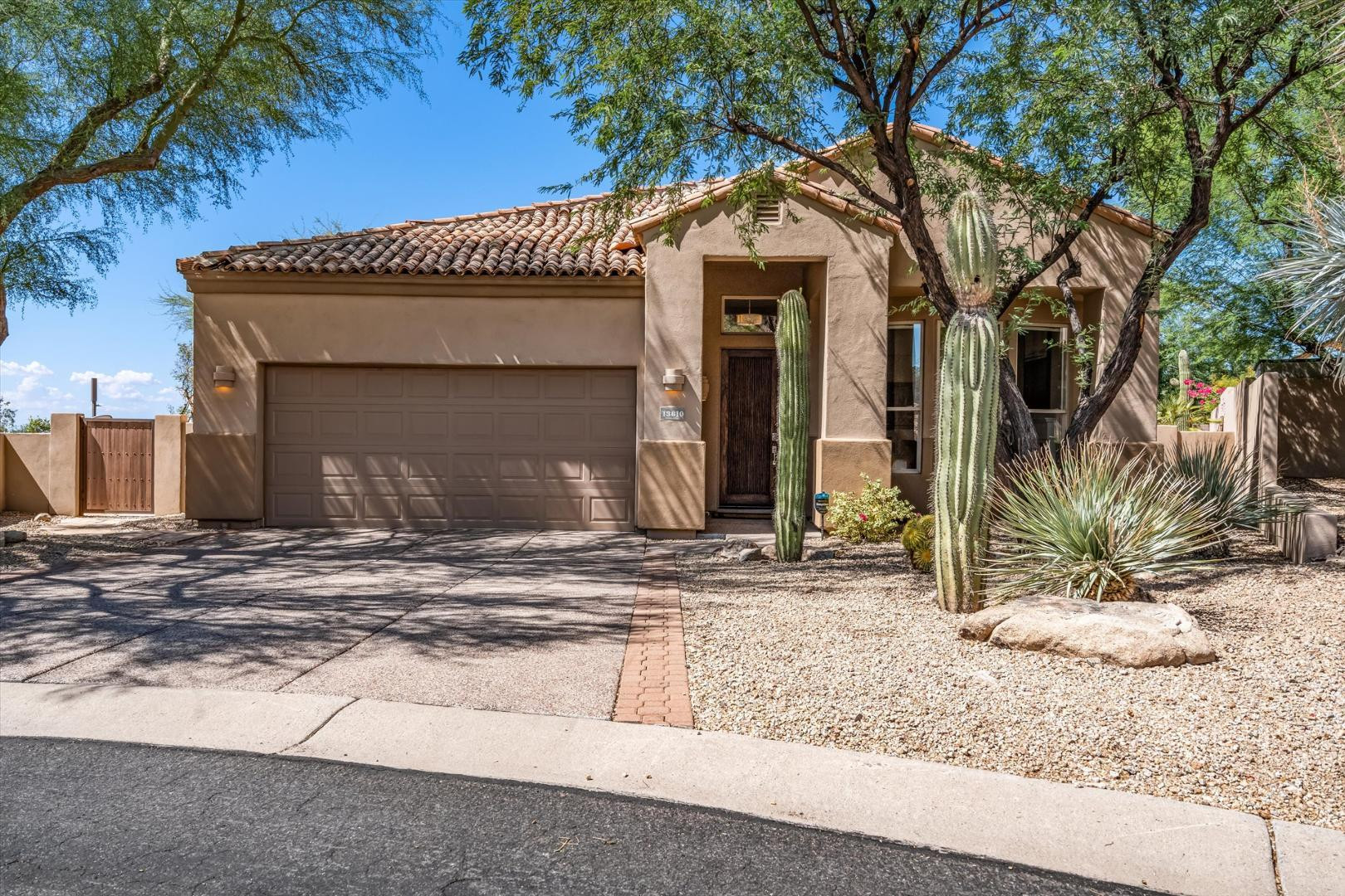13610 E Laurel Lane