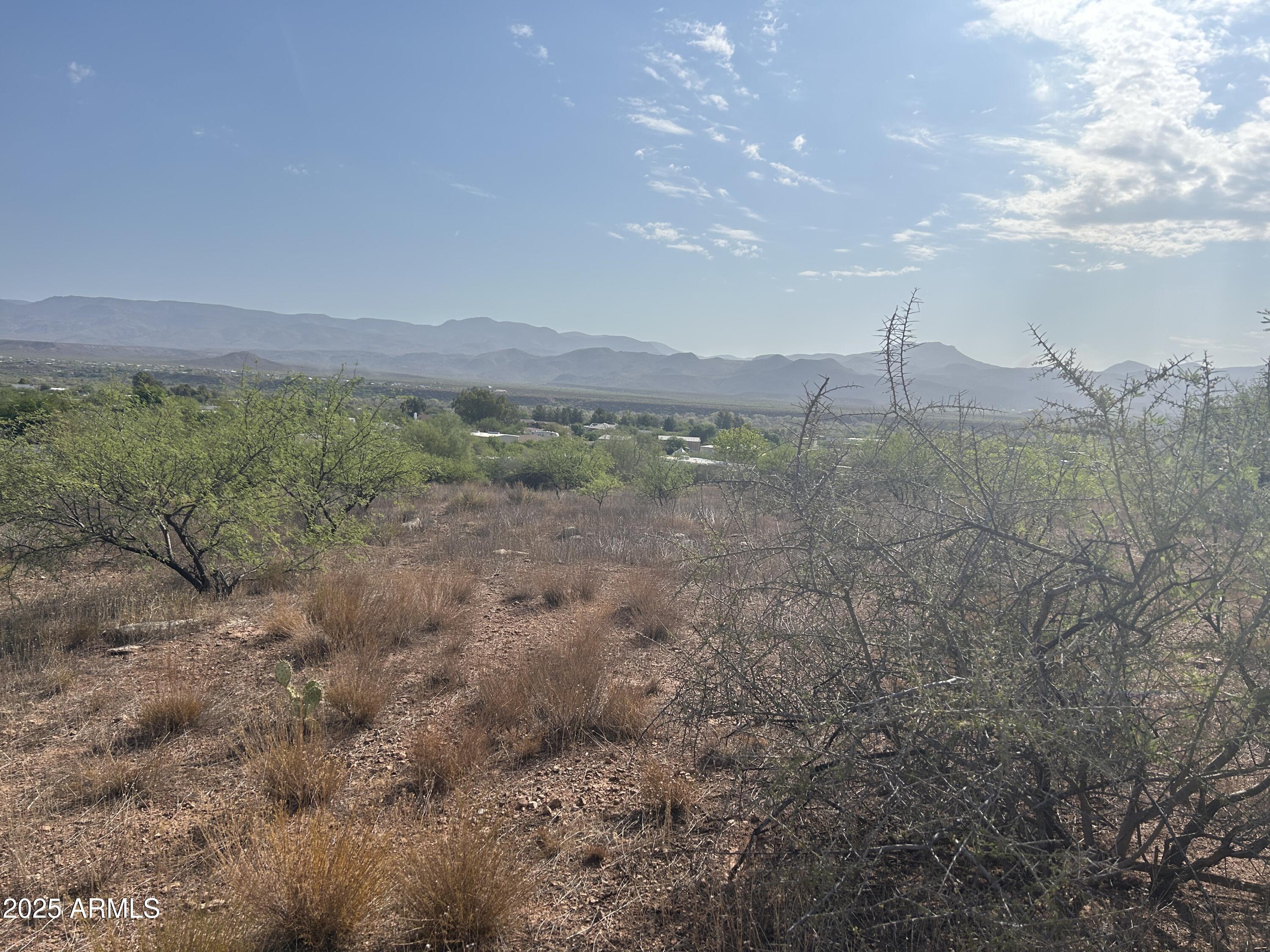 D-1 W Lincoln Drive -