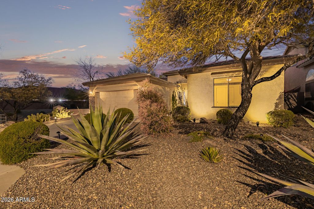 Photo of 2226 W Hedgehog Place, Phoenix, AZ 85085 (MLS # 6977954)