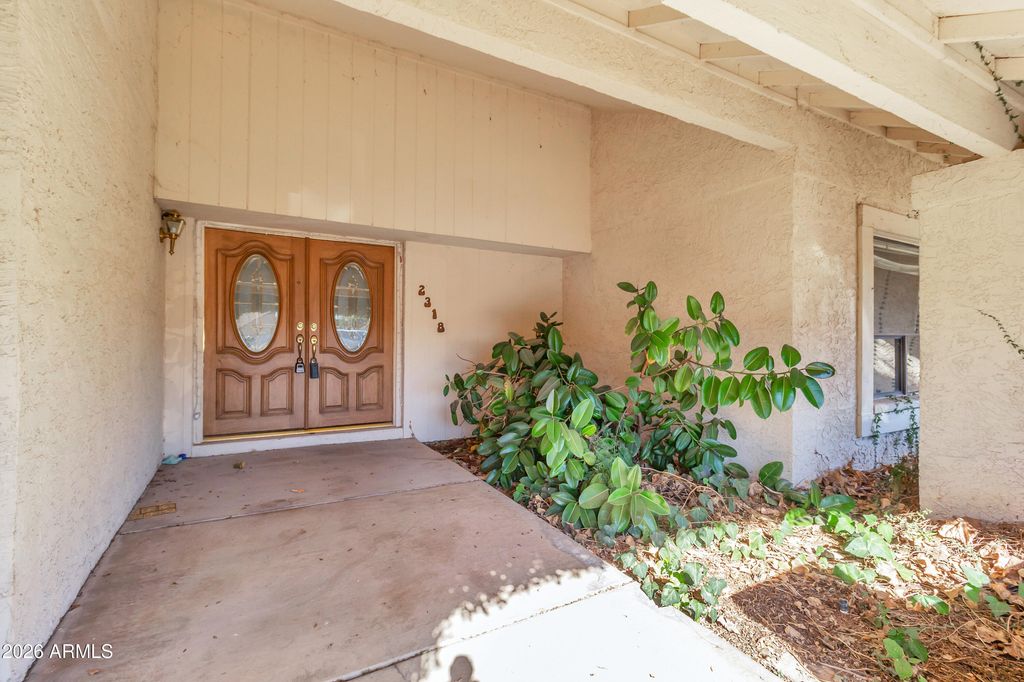 Photo of 2318 W Monterey Circle, Mesa, AZ 85202 (MLS # 6976669)