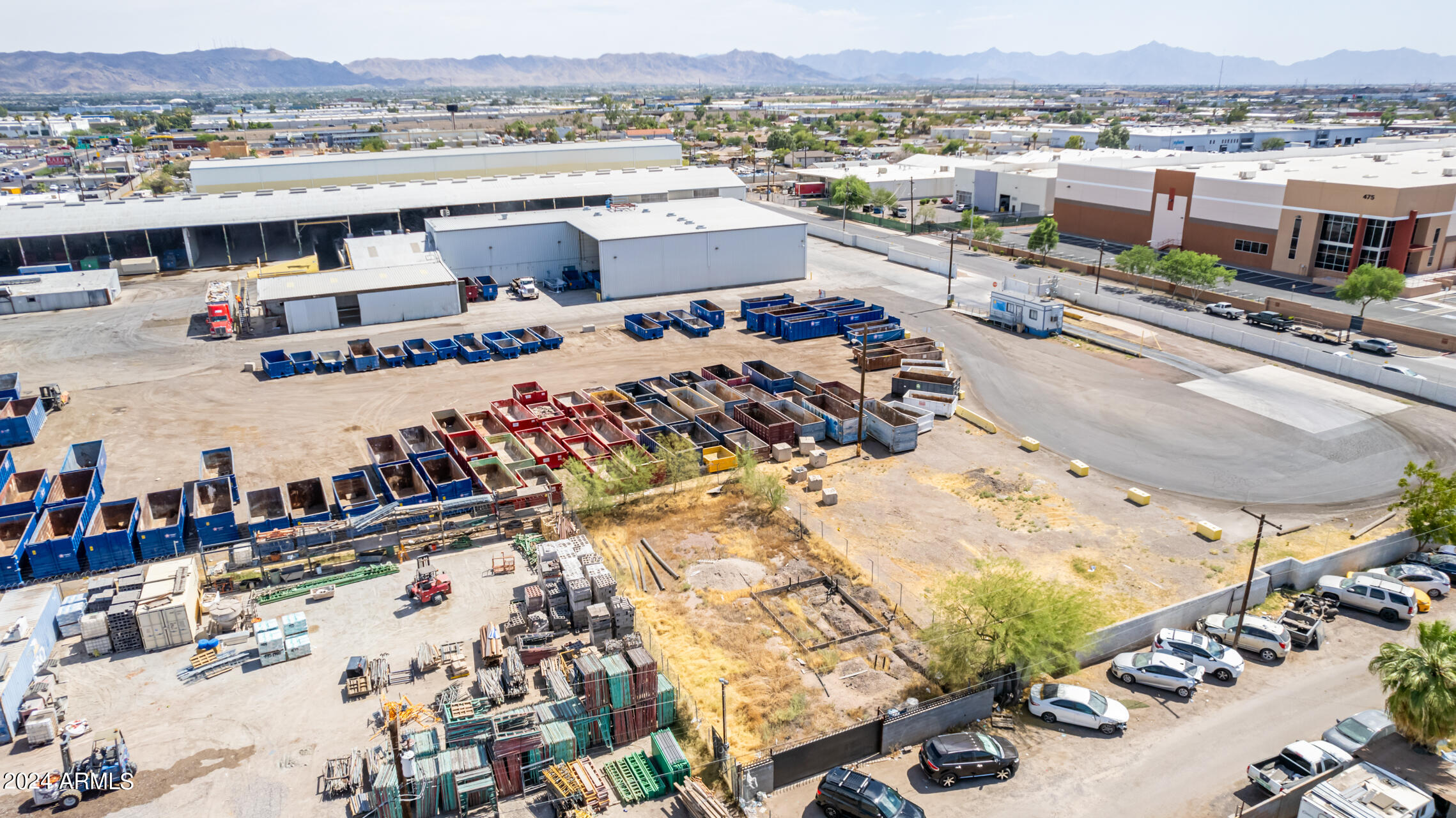 527 E YUMA Street 40