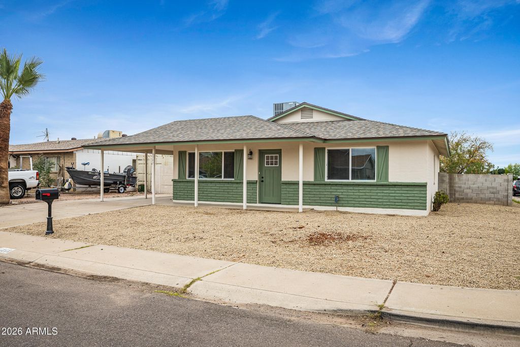 Photo of 4343 W Sierra Street, Glendale, AZ 85304 (MLS # 6964385)