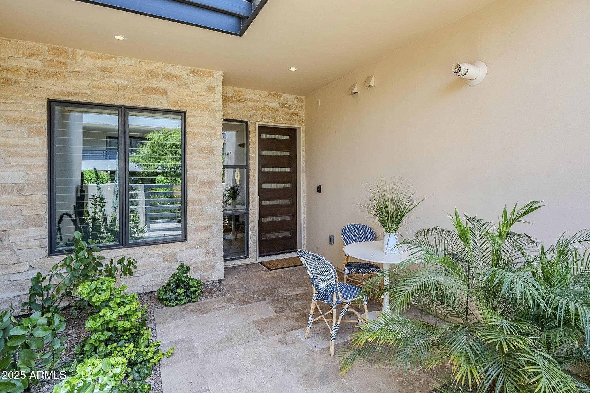 5587 E EDWARD Lane