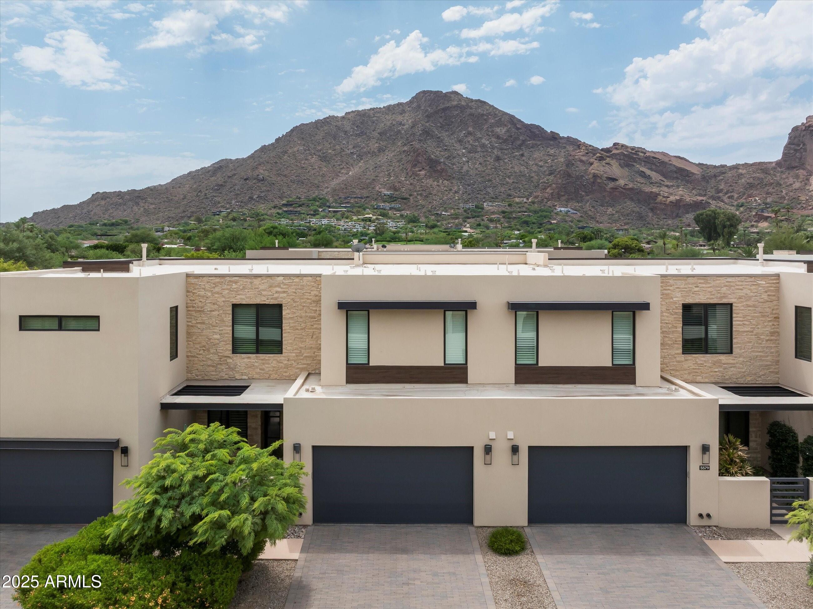 5587 E EDWARD Lane