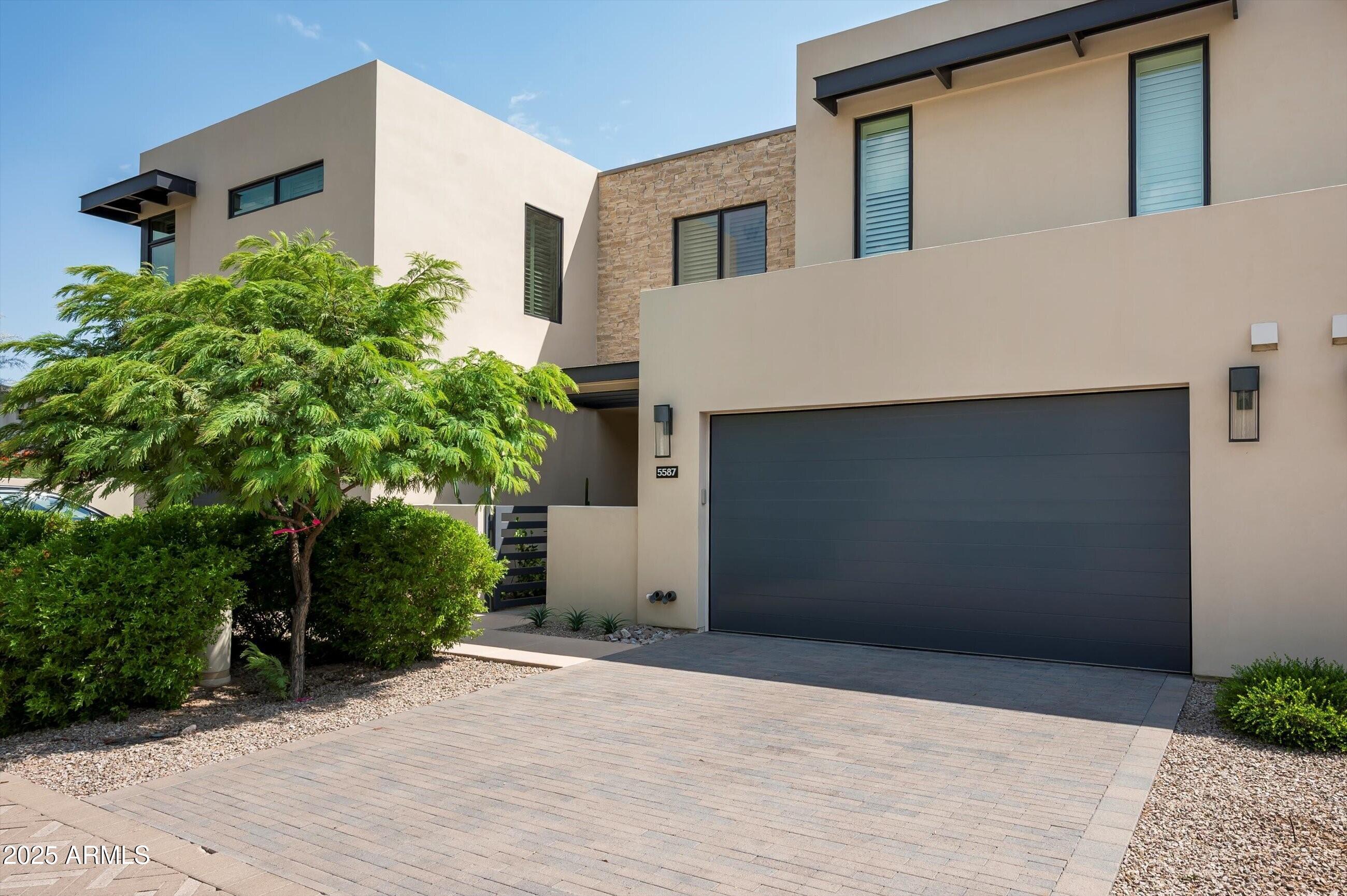 5587 E EDWARD Lane
