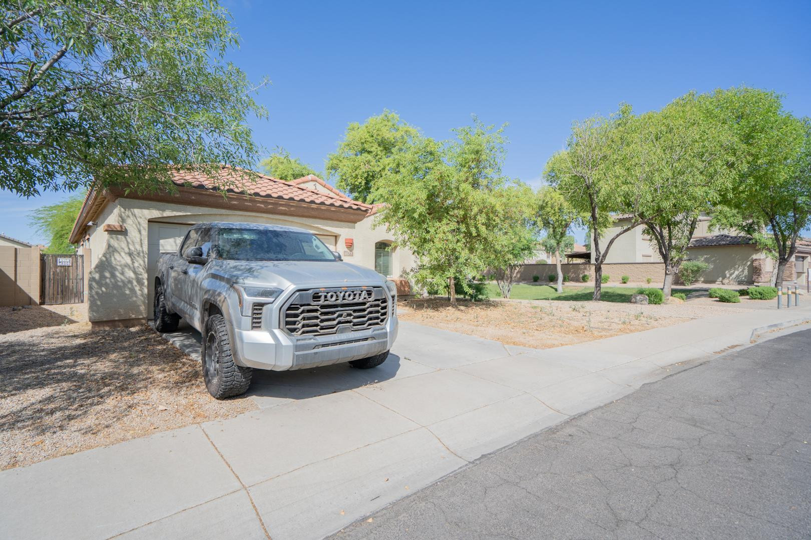 9377 W Milkweed Loop