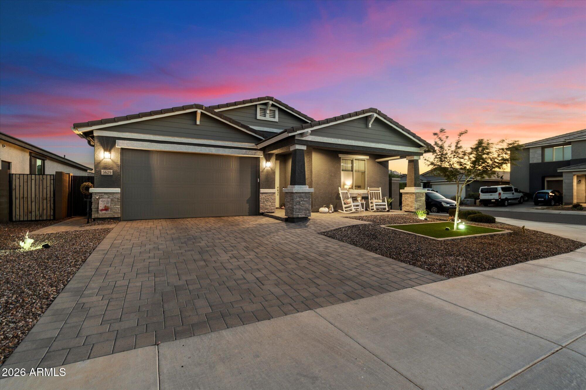 5629 W WESTERN STAR Boulevard