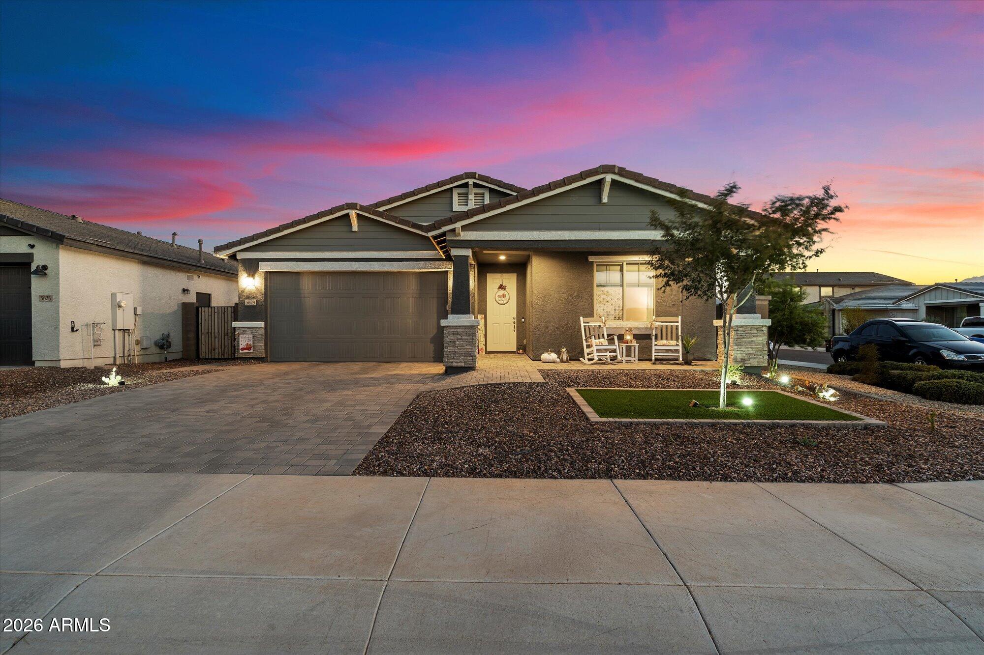 5629 W WESTERN STAR Boulevard